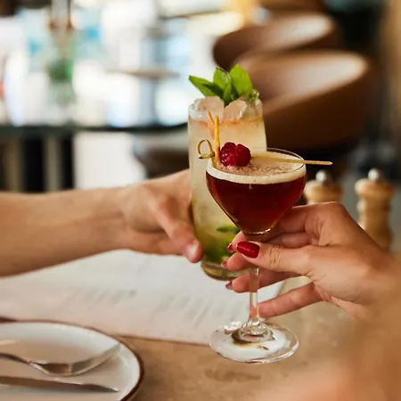 The Social Hub Extended 4* Bologna