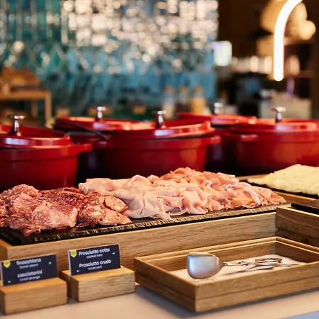 Lägenhetshotell The Social Hub Extended 4*