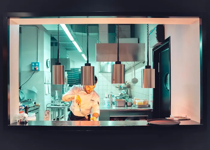 Aparthotel The Social Hub Extended 4*