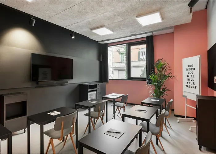 The Social Hub Extended 4*