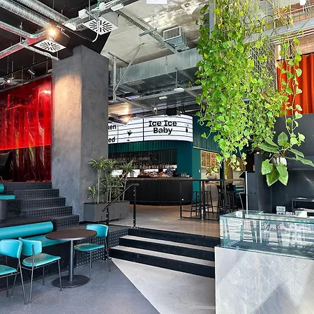 Aparthotel The Social Hub Extended 4*